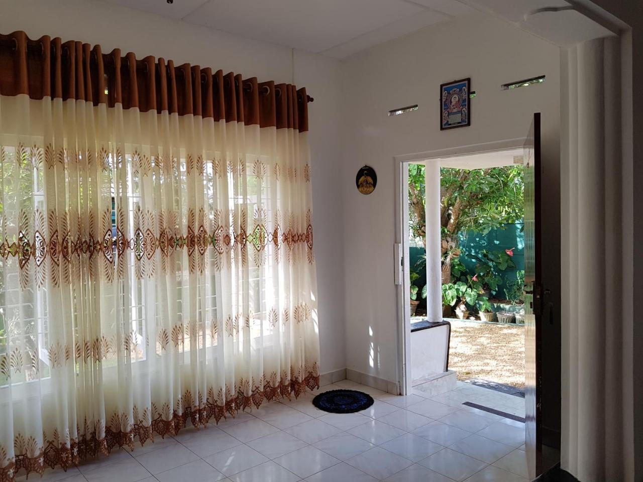 Lotus Villa Bentota Exteriér fotografie